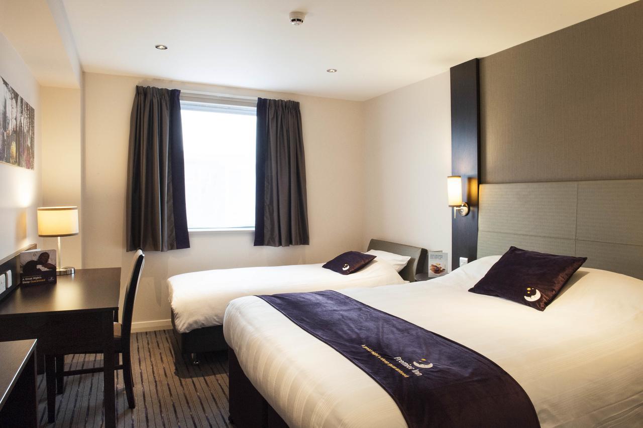 Premier Inn London Tottenham Hale Londres Exterior foto